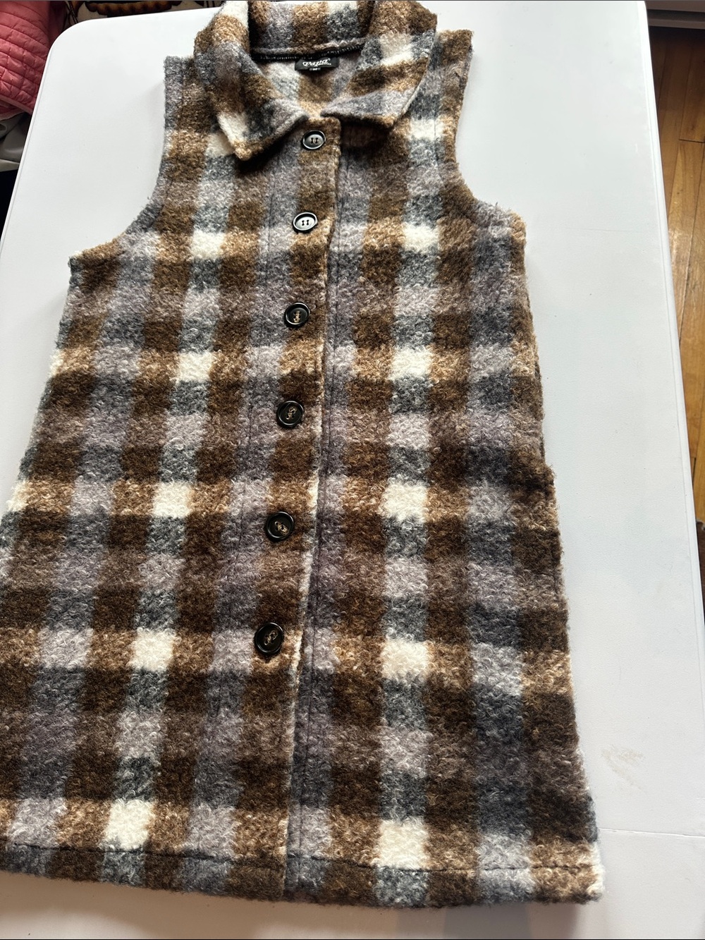Papa Vancouver Women’s Crewneck Jacket in Brown & Gray Plaid